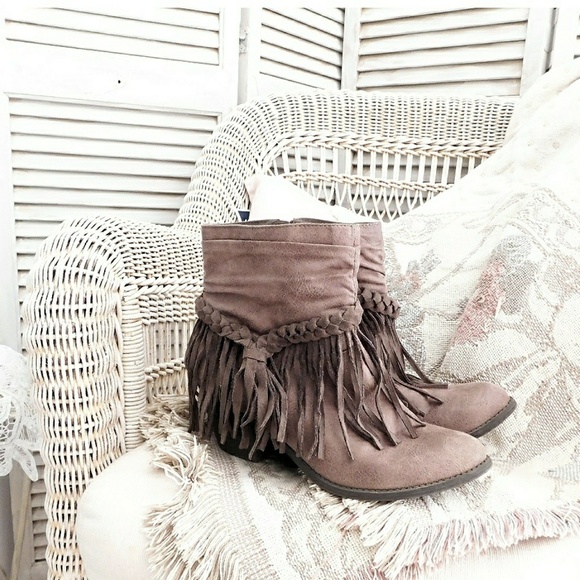 Jellypop Shoes - JELLY POP SLOUCHY ANKLE BOOT W/BRAID & FRINGE